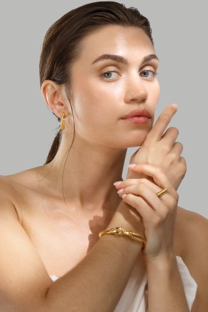 Anillo Bold Ribbed - Chapado en oro de 18k