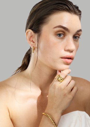 Anillo Bold Wave - 18K Chapado en oro