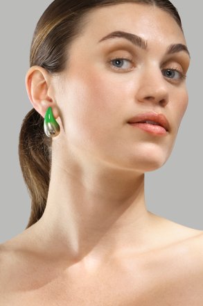 Pendientes Verdé Glow – Chapados en plata