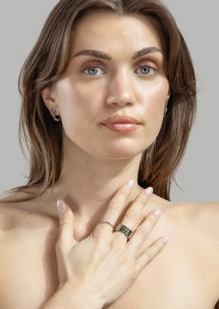 Anillo Green Lumière - Chapado en plata