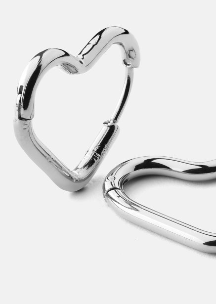 Pendiente Heart's Embrace - Chapado en plata