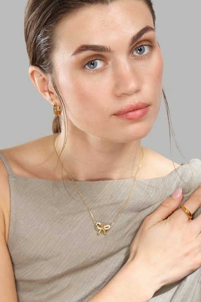 Collar Golden Bow - 18k Chapado en oro