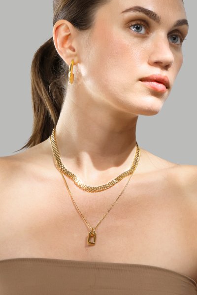 Pendientes Bold Curve – 18k Chapados en oro