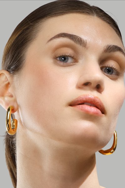 Pendiente Elegant Curve - 18k Chapado en oro