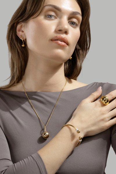 Timeless Orb Earrings - 18k Chapados en oro