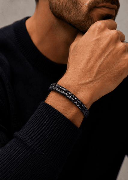 Pulsera de cuero Silent Crest
