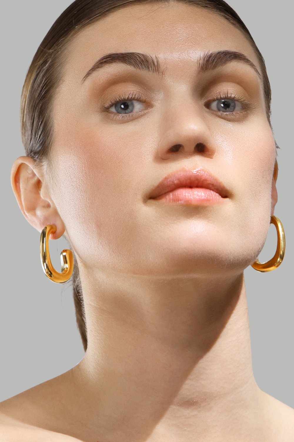 Pendiente Elegant Curve - 18k Chapado en oro