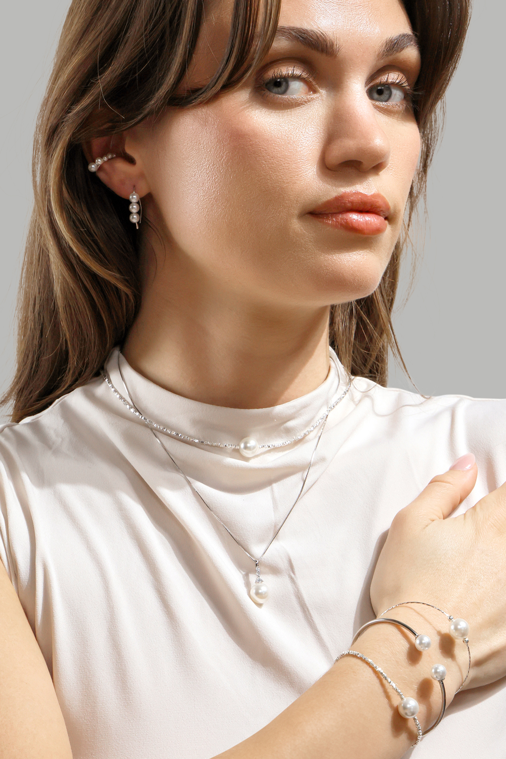 Pearl End Cuff Bracelet - Chapada en plata