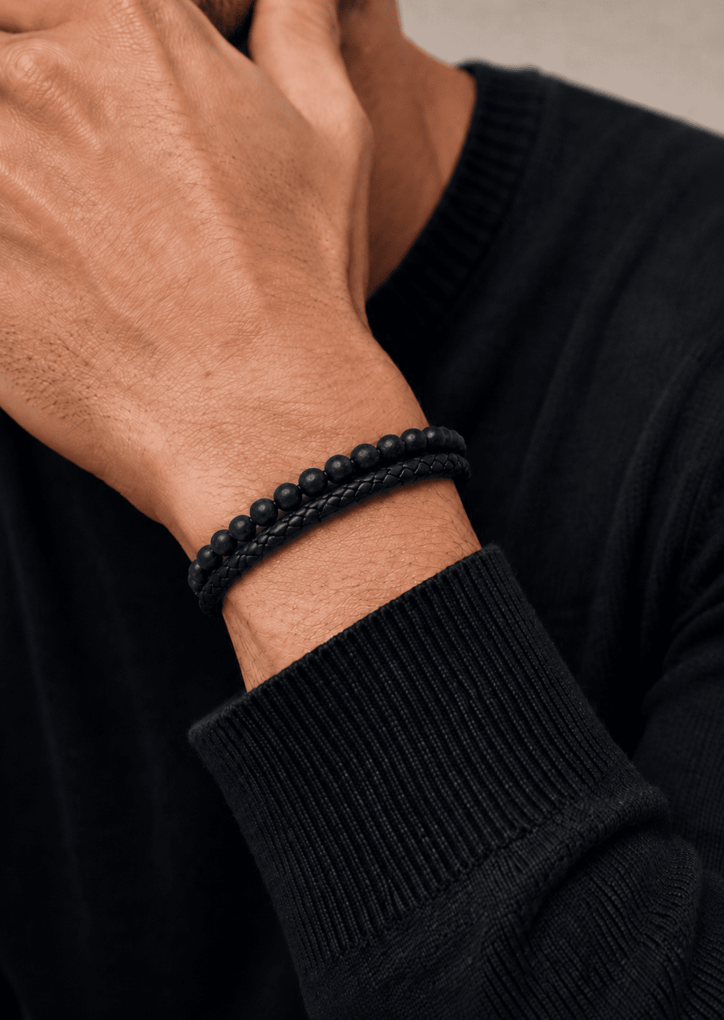Pulsera de cuero Shadow Embrace