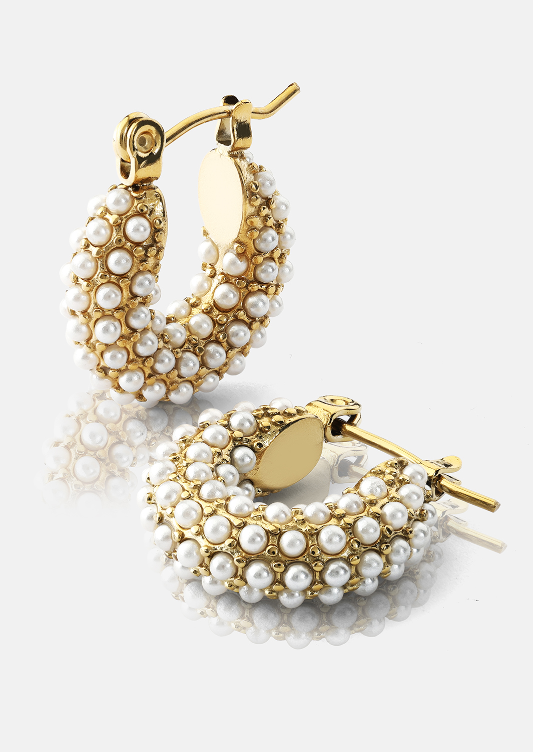 Chunky Pearl Hoop Pendiente - 18k Chapado en oro