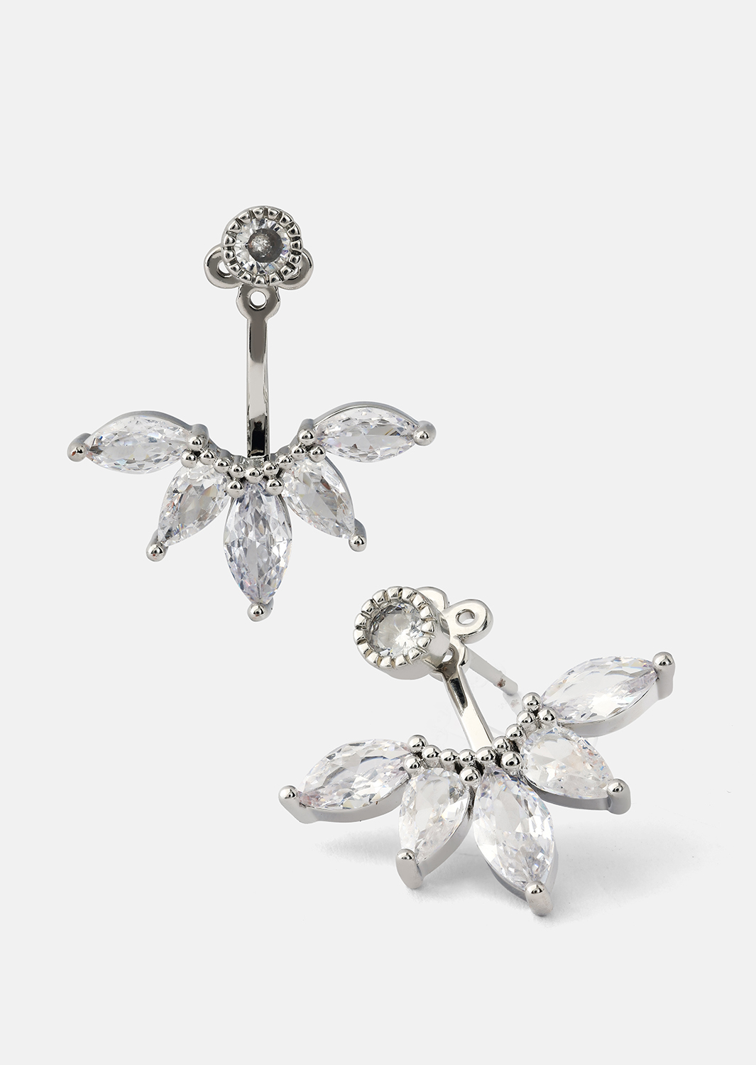 Dione Pendientes – Chapados en plata