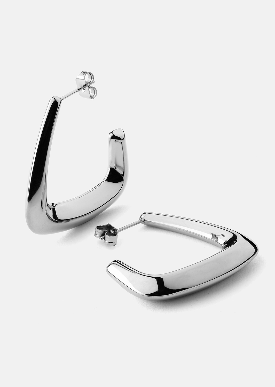 Pendientes Bold Curve – Chapados en plata