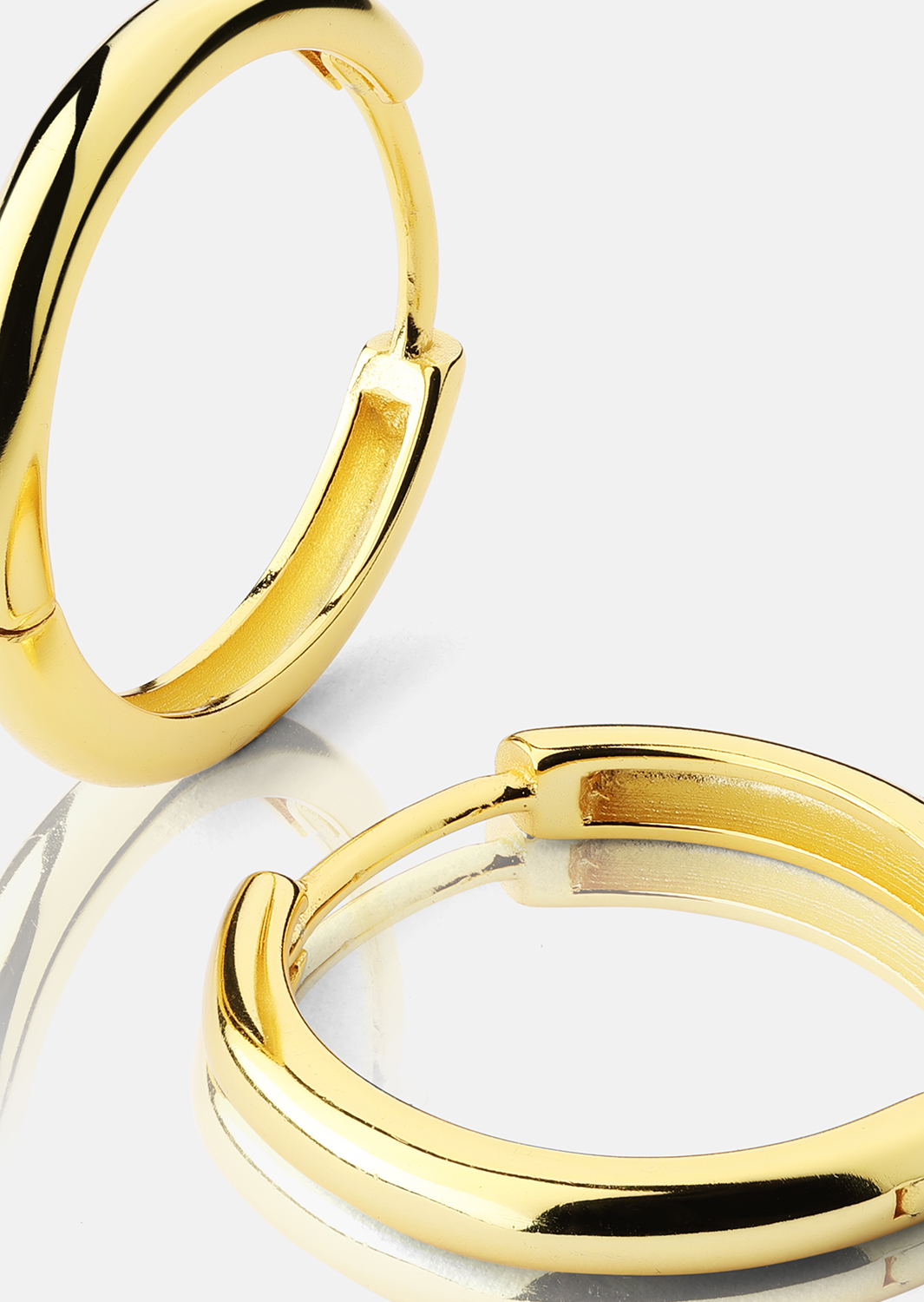 Pendiente Shine Hoops - 18k Chapado en oro