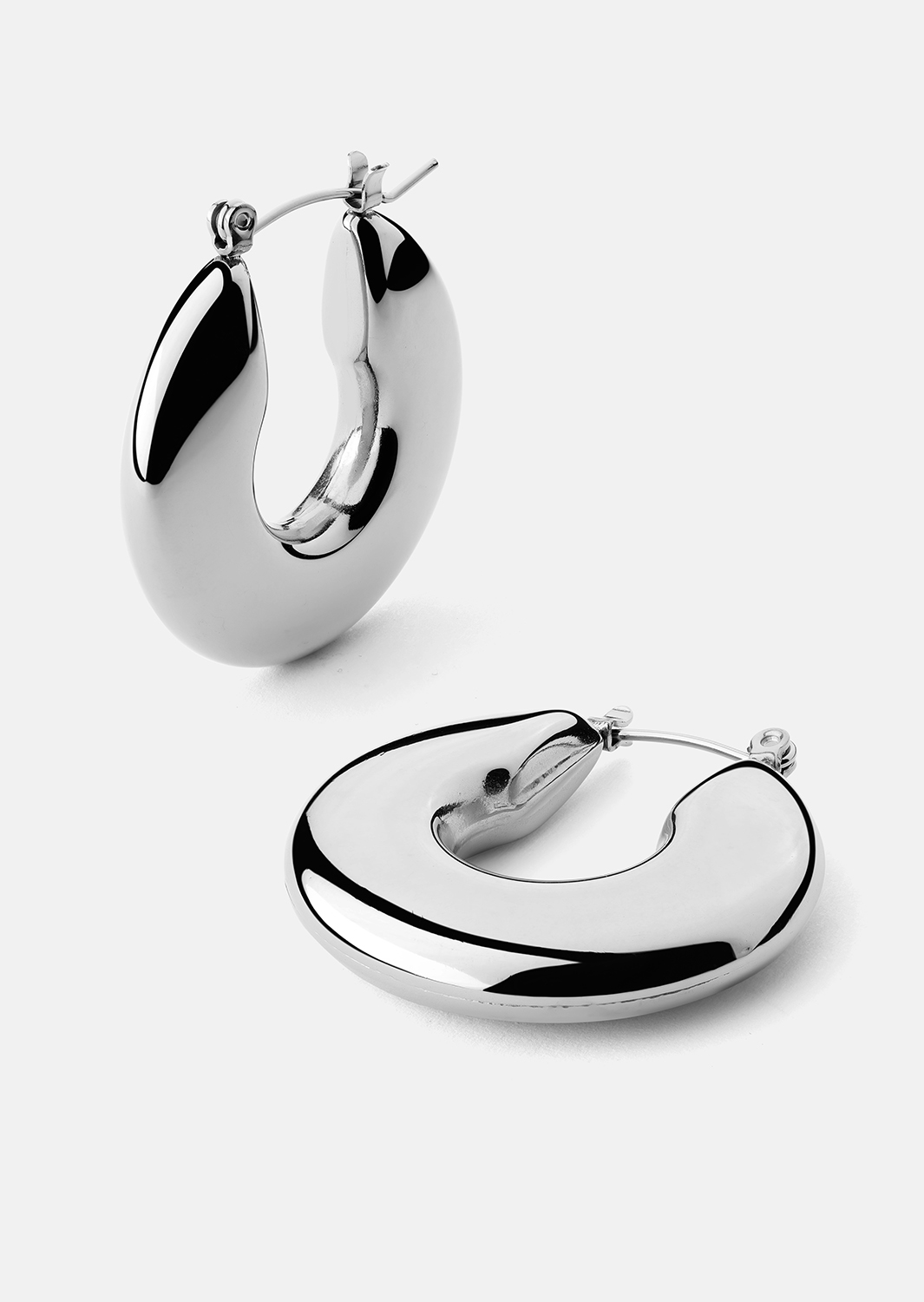 Pendiente Luna Bold Hoops - Chapado en plata