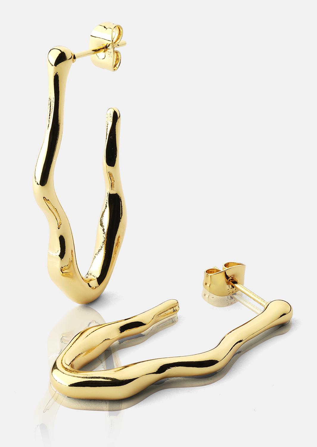 Pendiente Waves - 18k Chapado en oro
