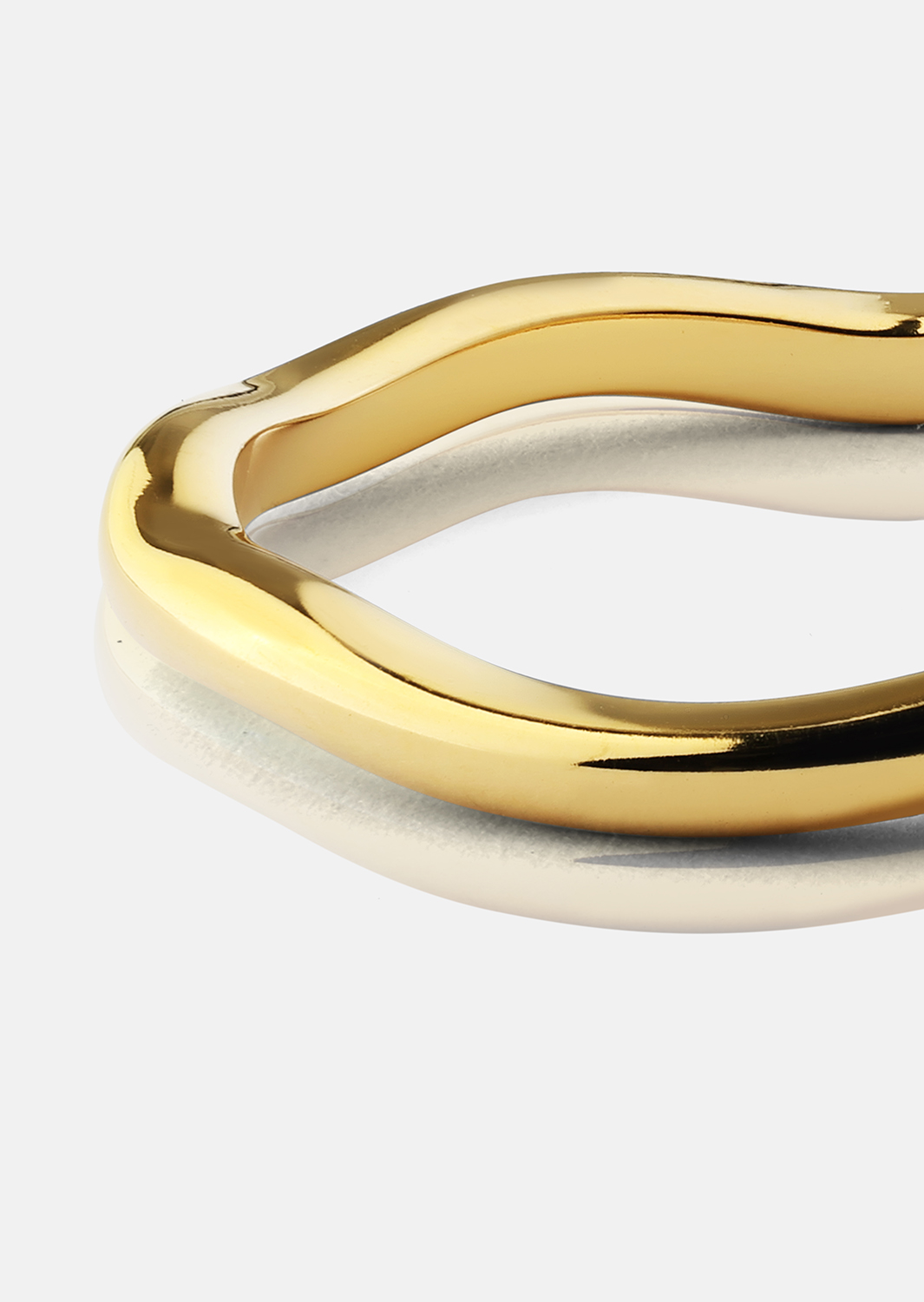 Anillo Wave Gold - Chapado en oro de 18k