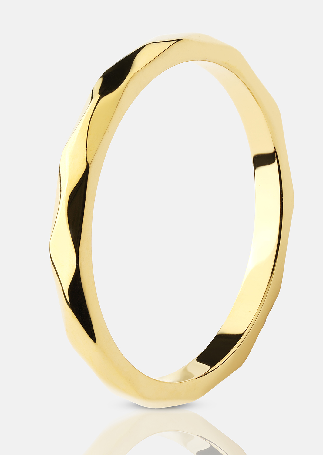 Anillo Facet Gleam - 18k Chapado en oro