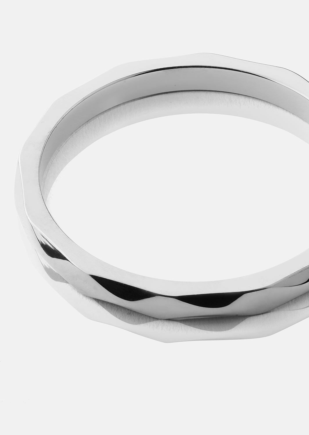 Anillo Facet Gleam - Chapado en plata