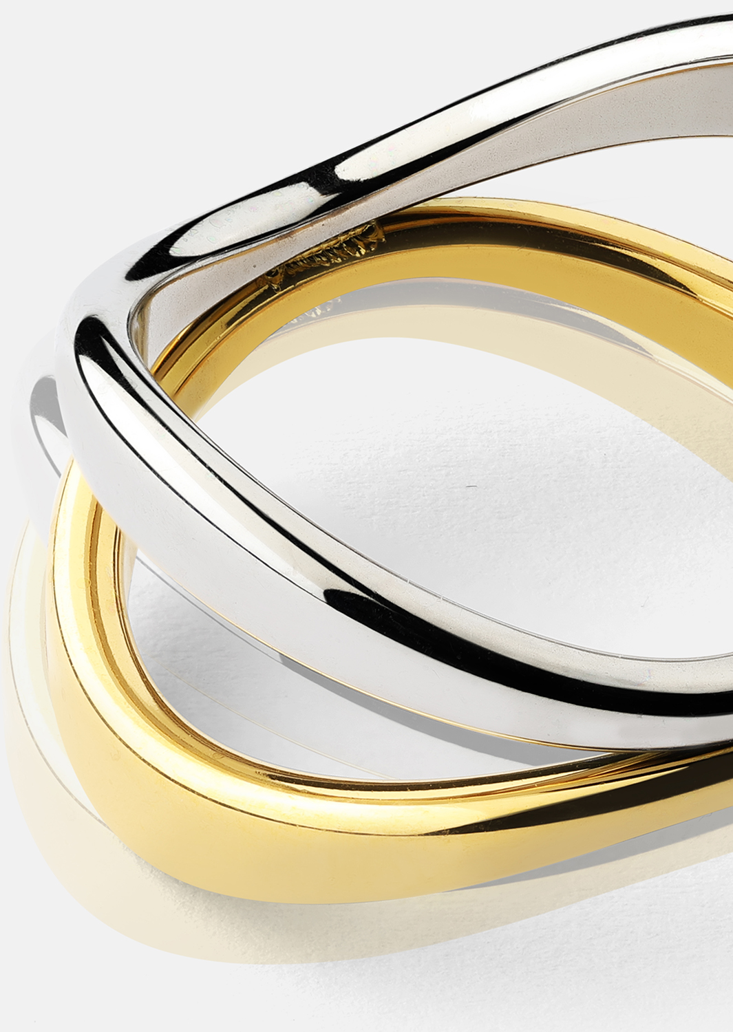 Anillo Bicolor Wave - 18k Chapado en oro