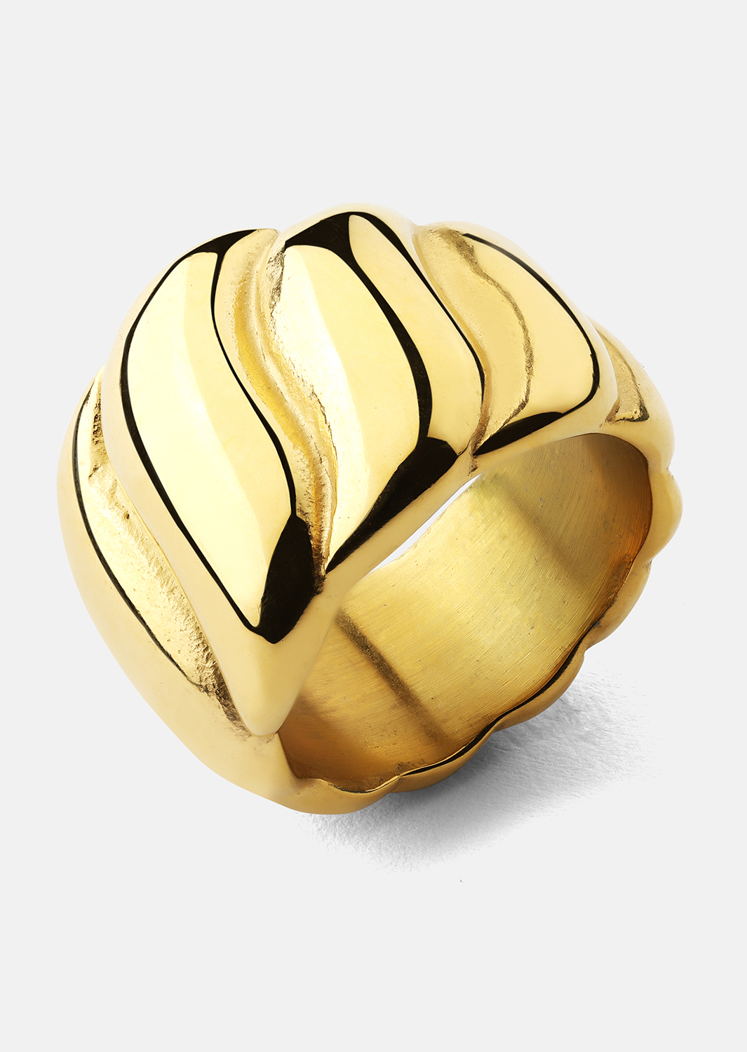 Anillo Bold Wave - 18K Chapado en oro
