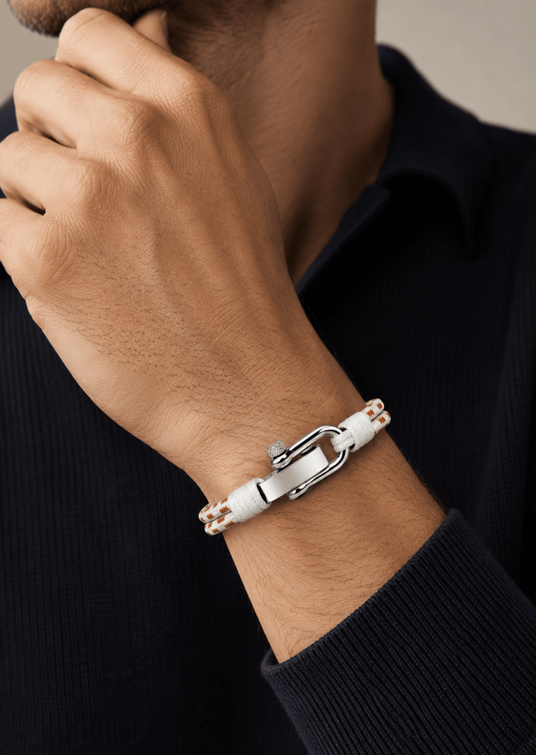Pulsera de cordón Eron Helm